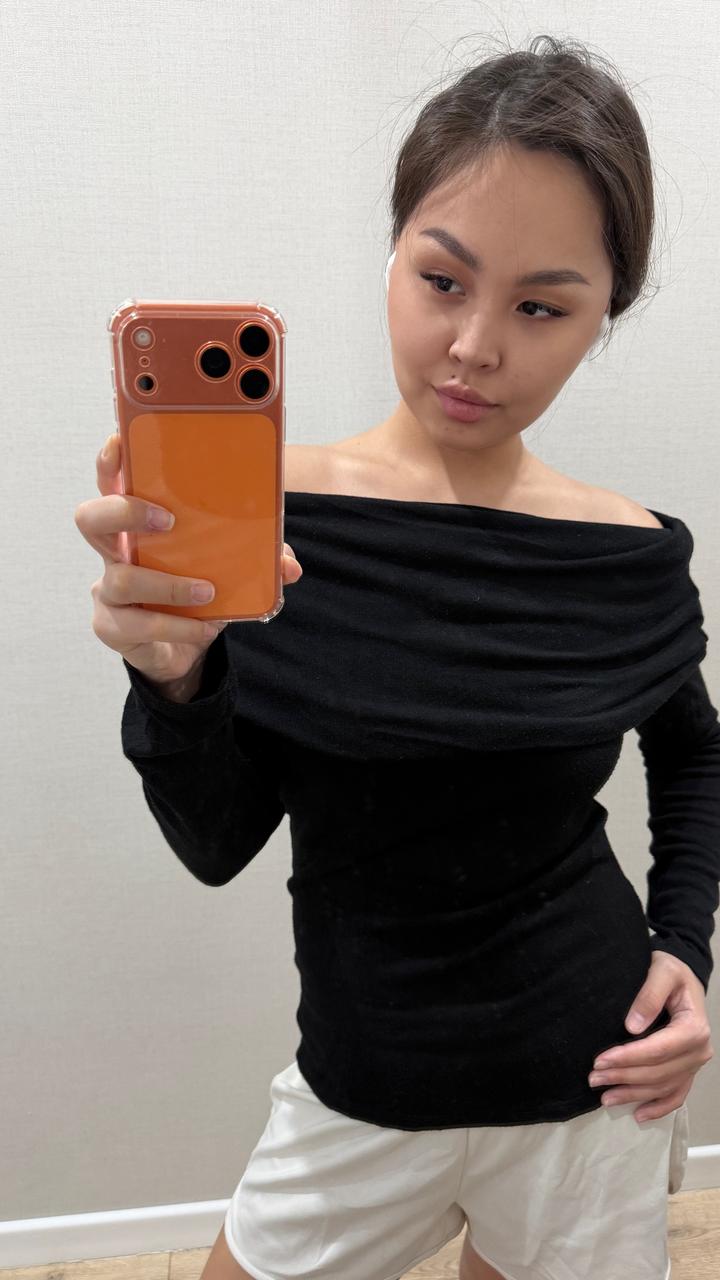 Zara Топ с открытыми плечами