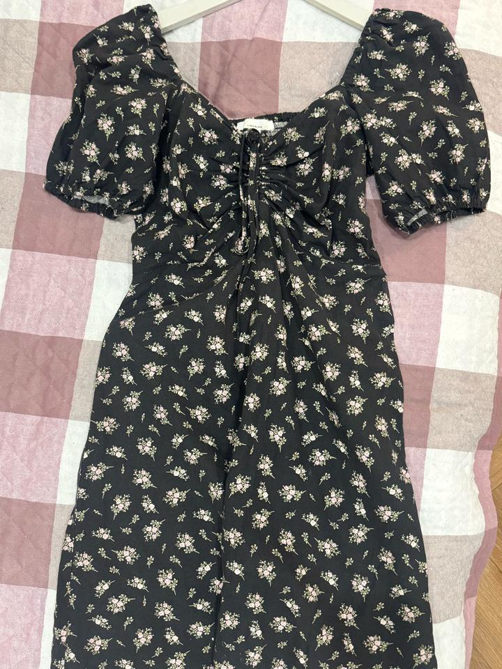 H&M
