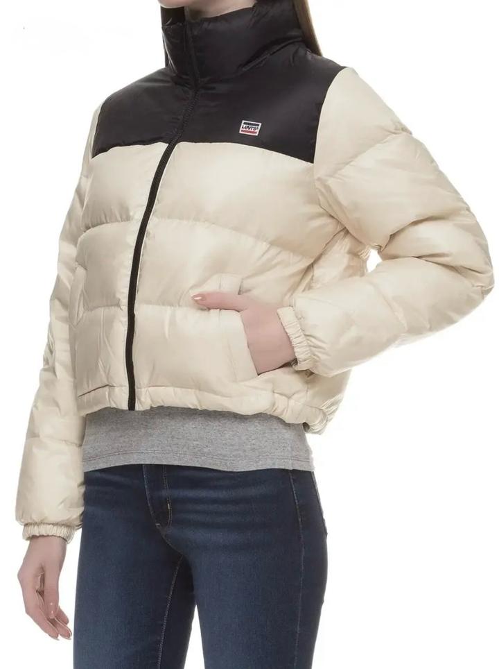 Levi's