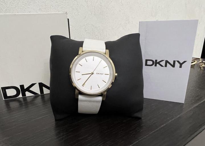 DKNY
