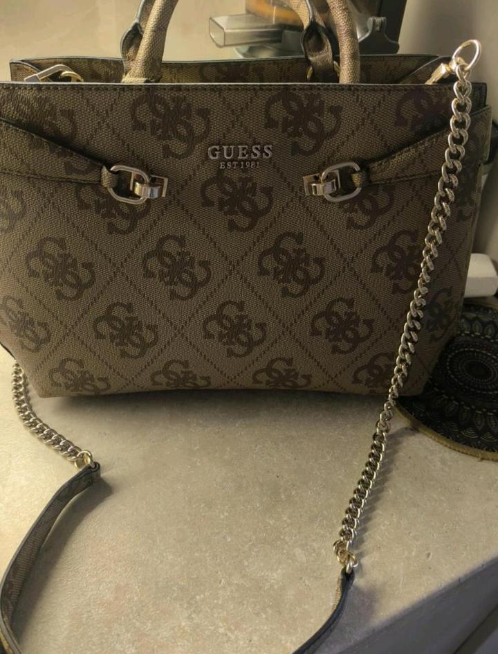 Сумка Guess новая