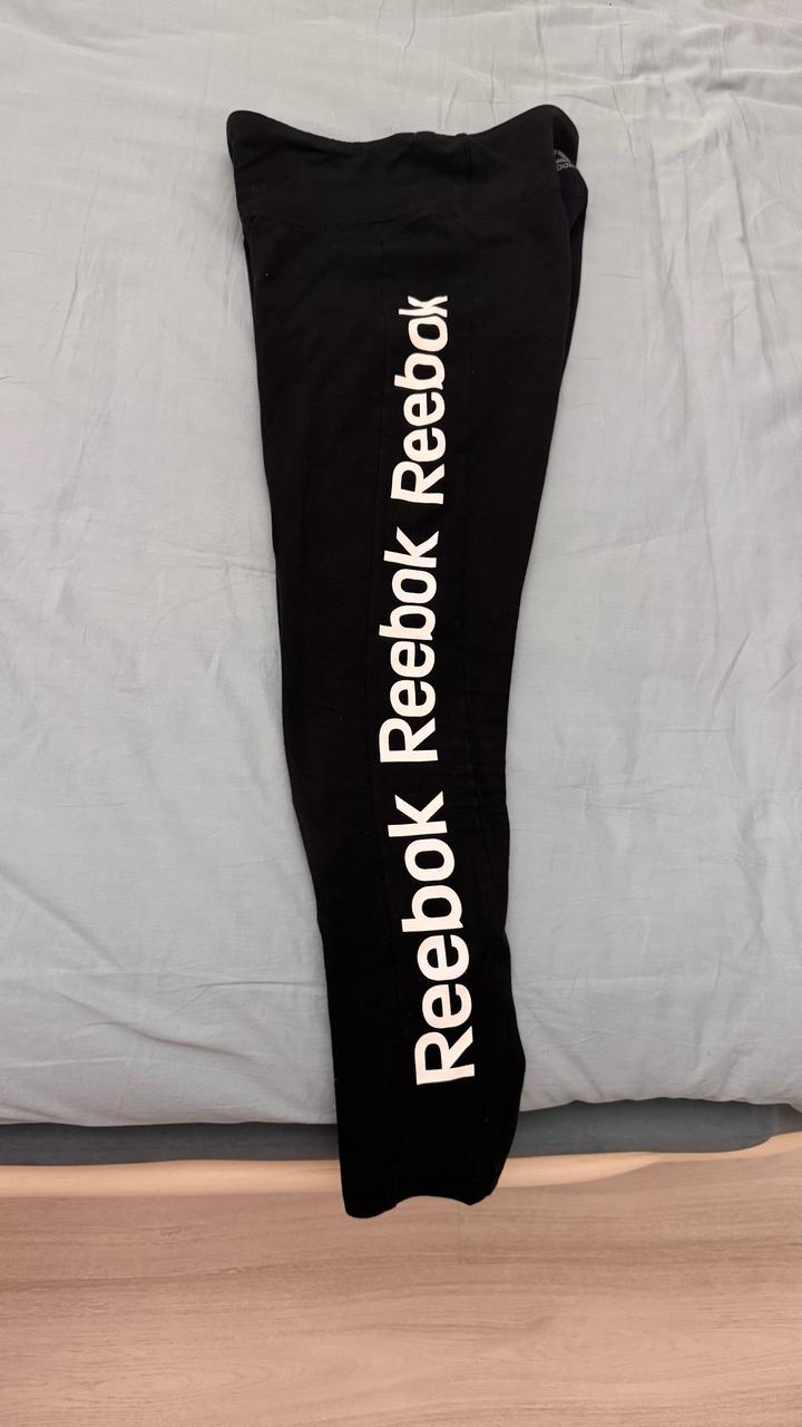 Спортивные леггинсы Reebok