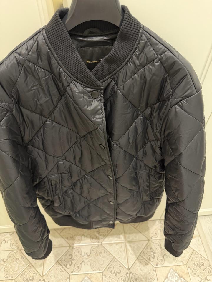 Стеганный бомбер Massimo Dutti