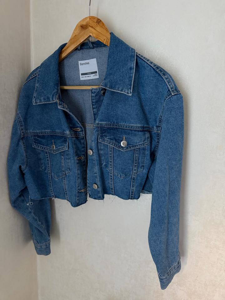 Укороченная джинсовка Bershka