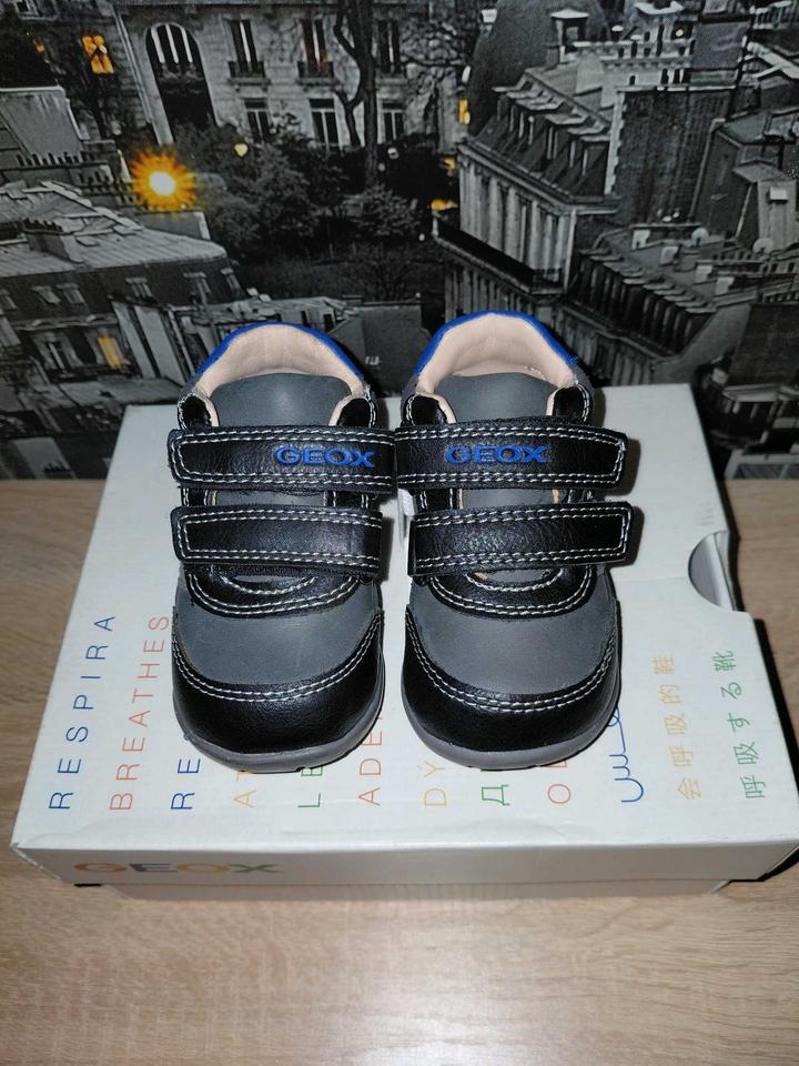 Кроссовки Geox