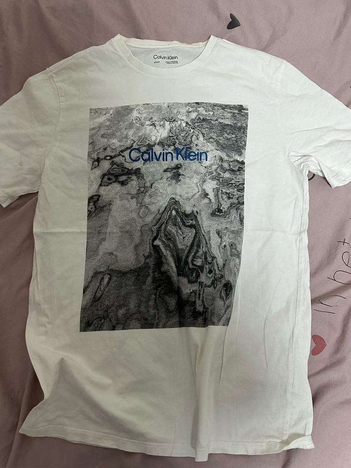 Футболка Calvin Klein
