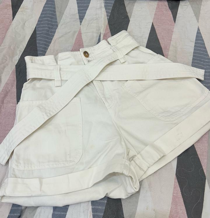 Шорты Bershka
