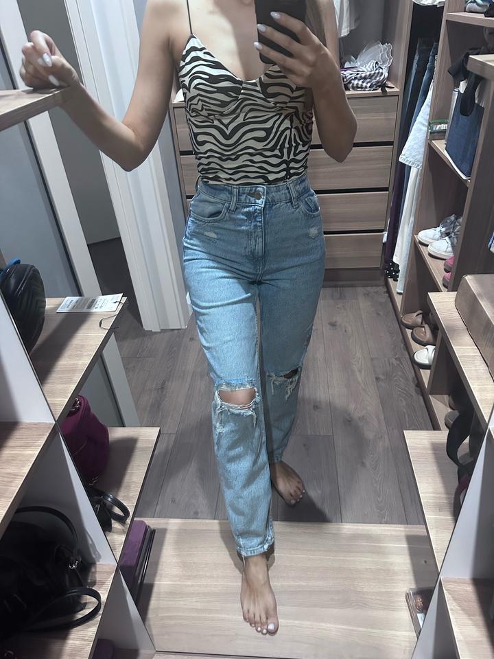 Джинсы Zara