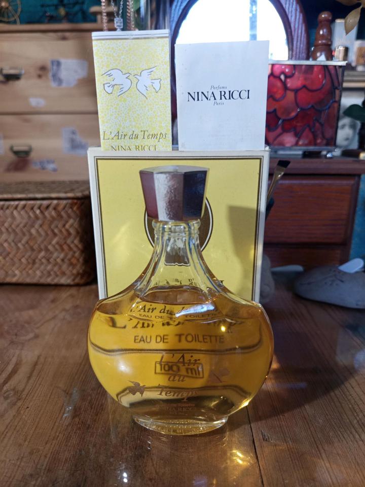 NINA RICCI Туалетная вода Нина ричи