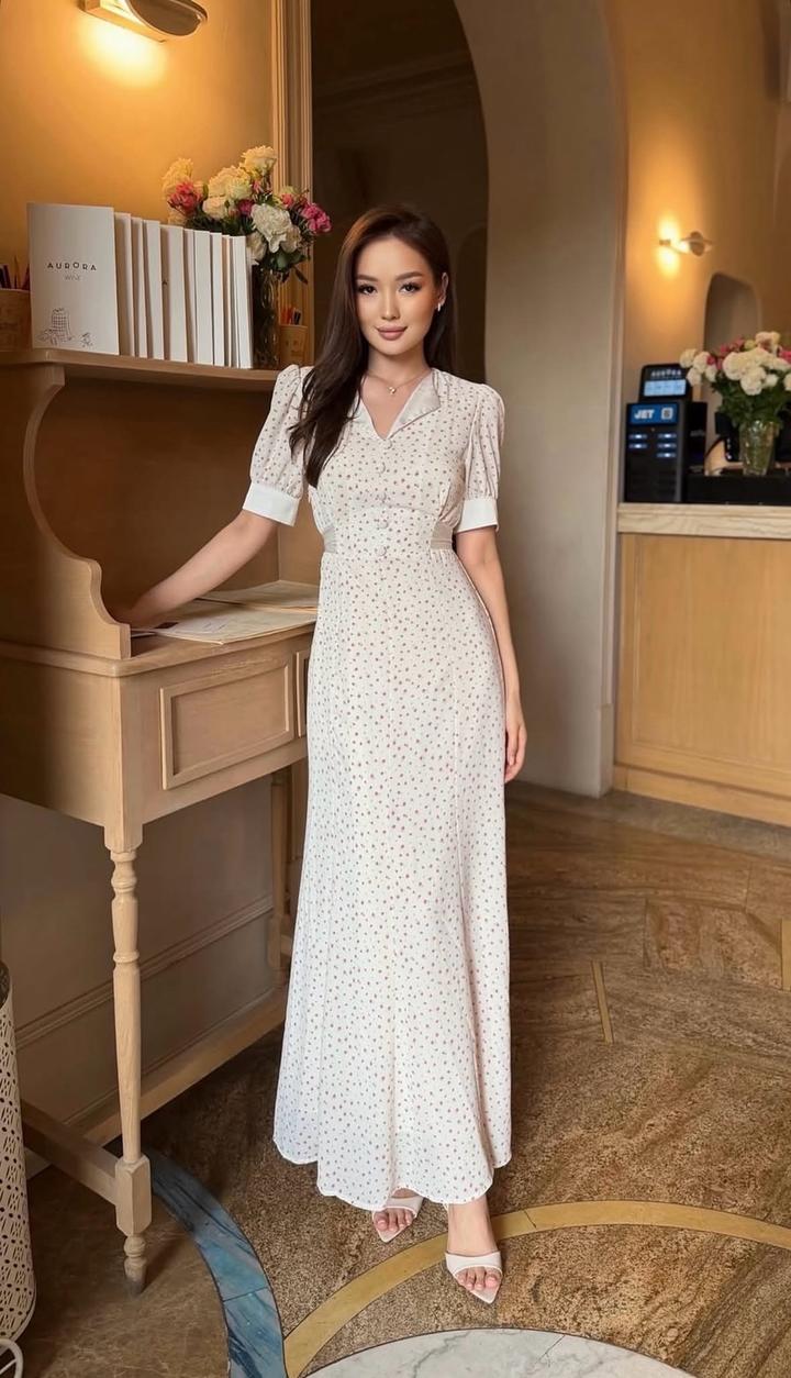 Платья