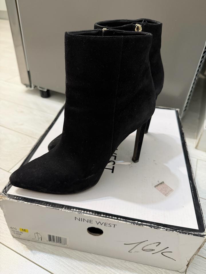 Nine West