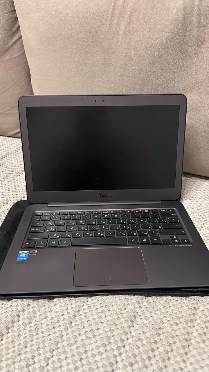 ASUS