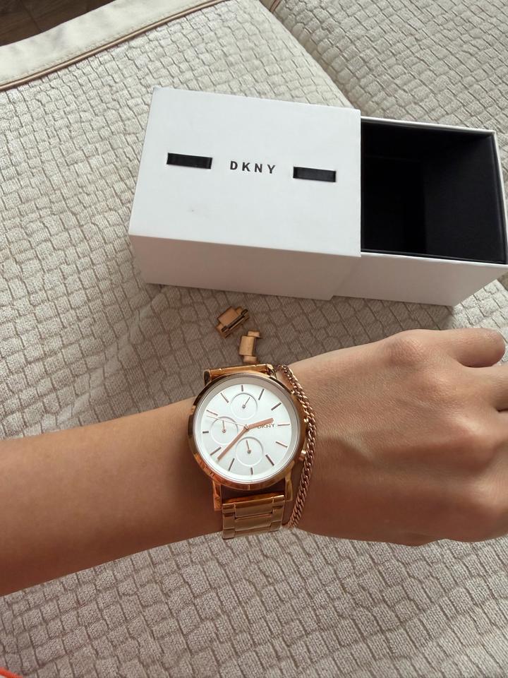DKNY