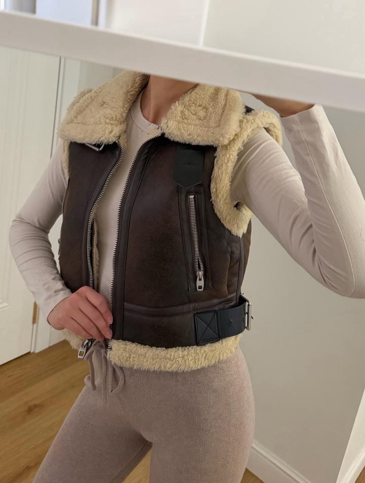 Жилетка Zara