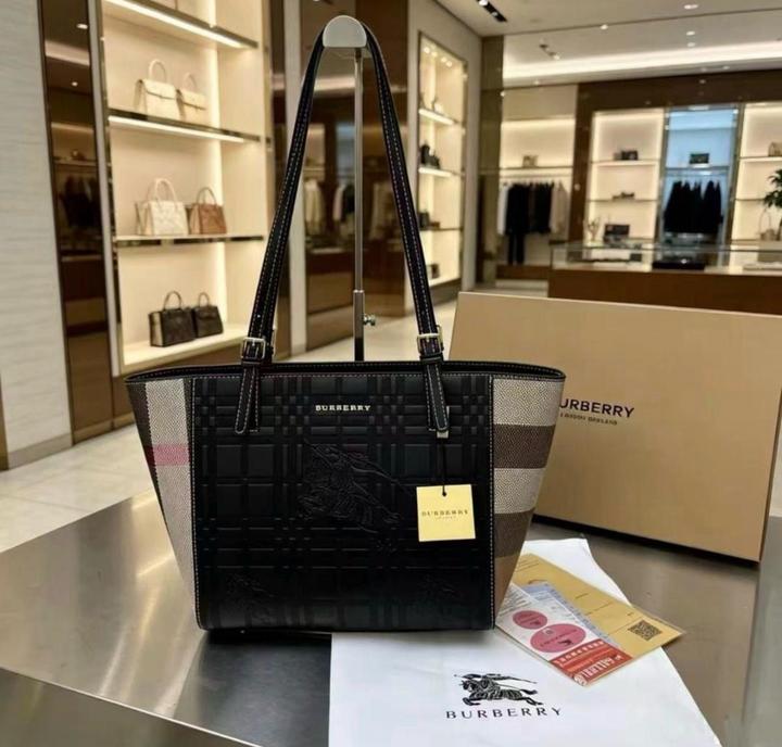Сумка Burberry
