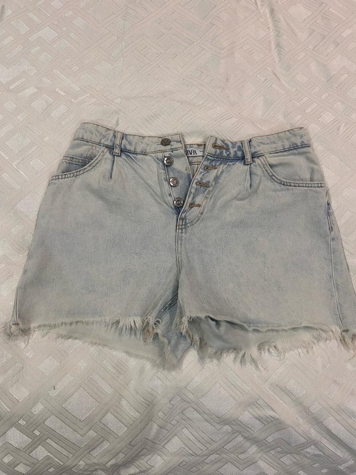 Джинсовые шорты ZARA