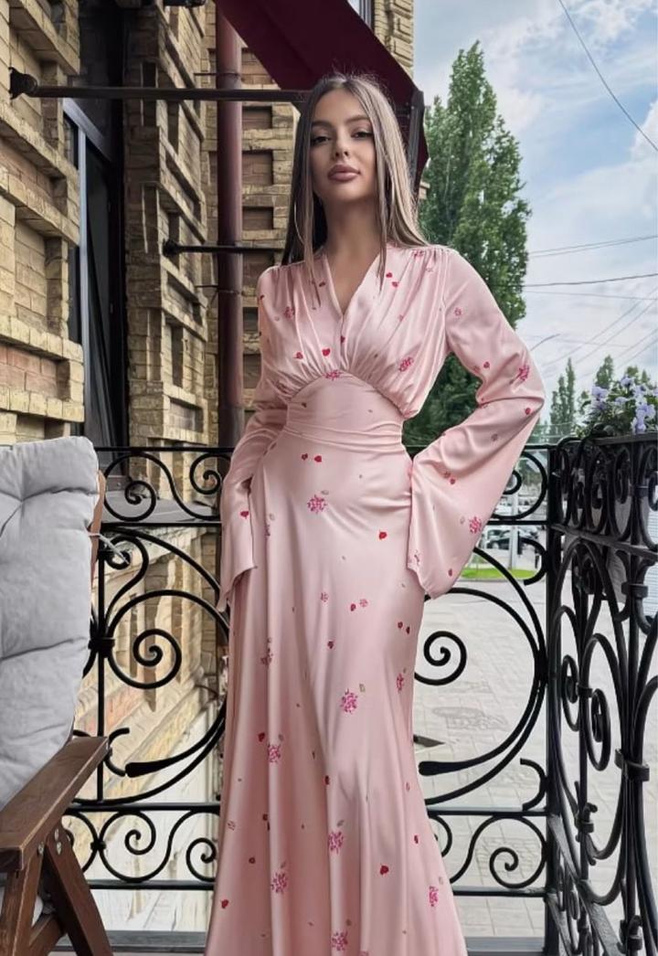 Платье макси в цветочный принт на завязках
