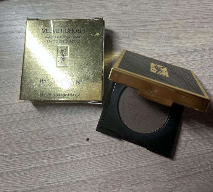 Yves Saint Laurent