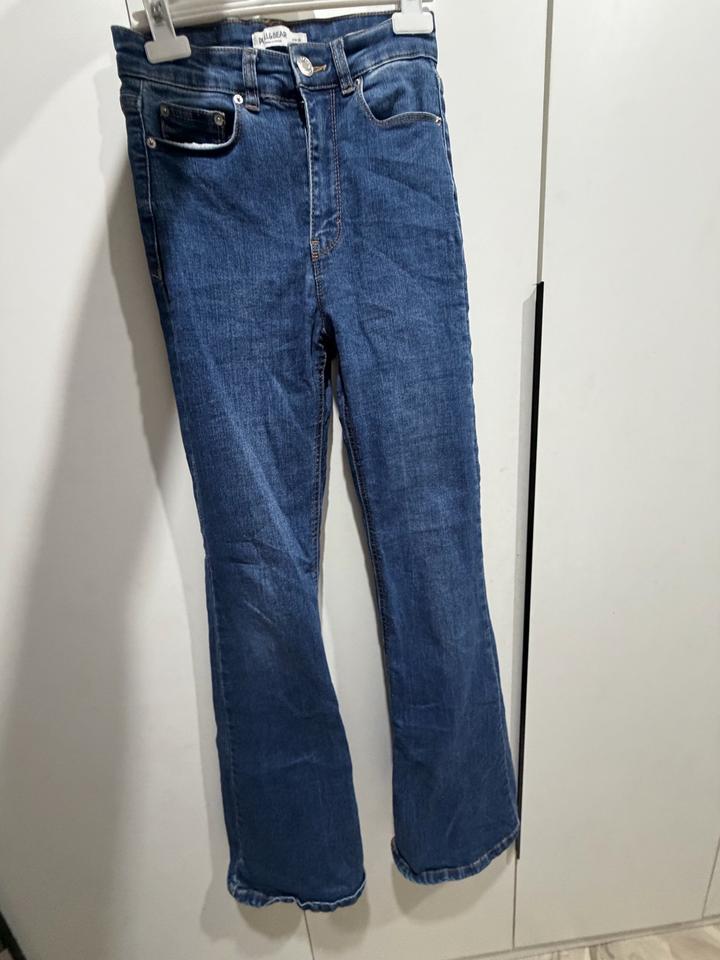 Pull & Bear Джинсы клеш