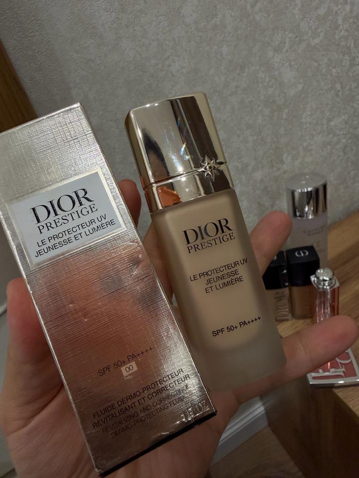 Dior