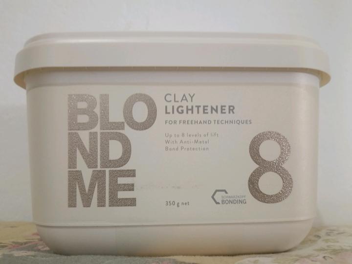 Blond Me
