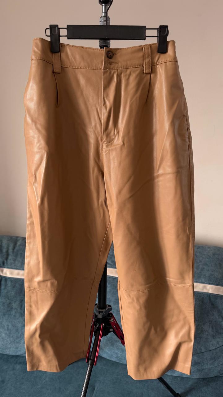 Zara кожзам брюки