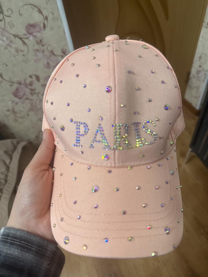 Кепка со стразами
