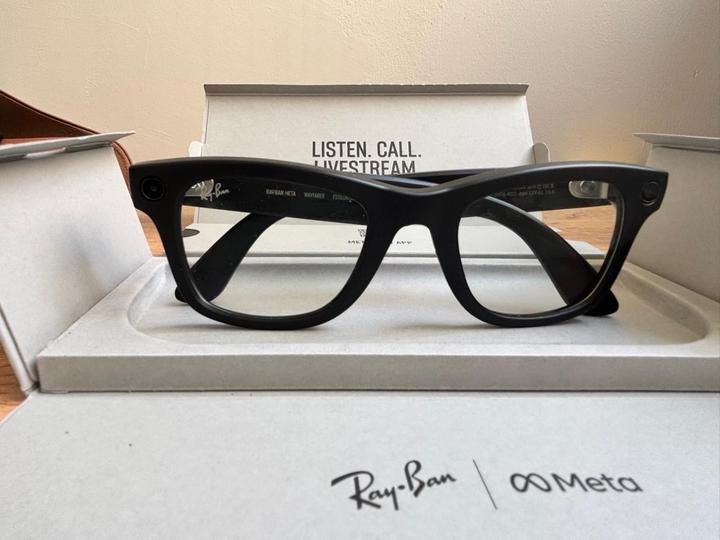 Ray-Ban