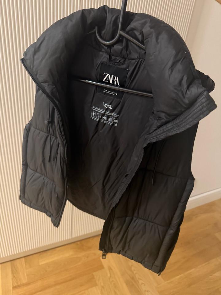 Жилетка ZARA