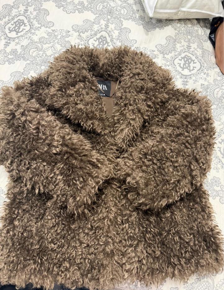 Шубка ZARA