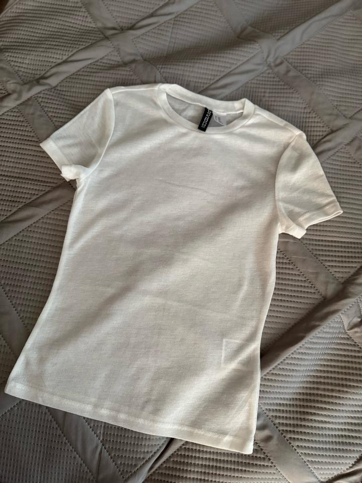 H&M
