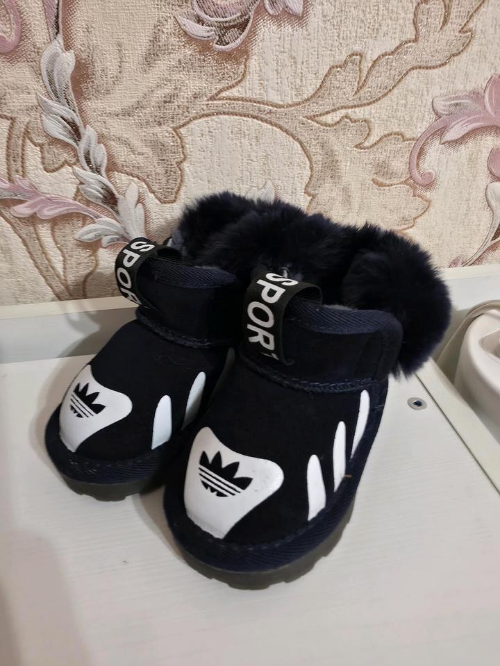 Угги детские, зимние, размер 21.