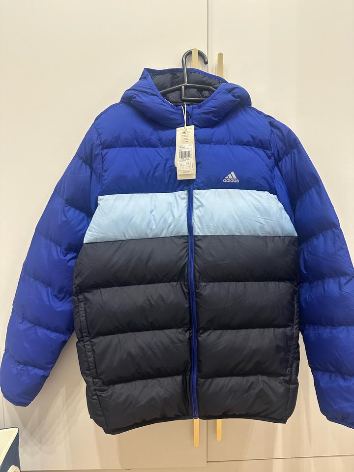 Пуховик adidas до -15 градусов