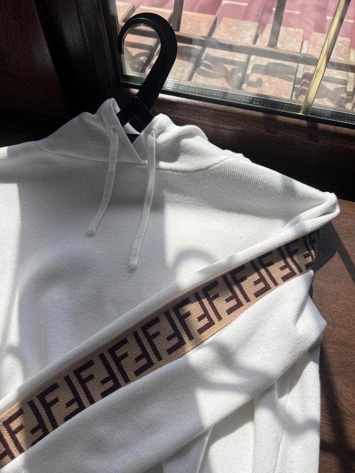 спортивный костюм FENDI