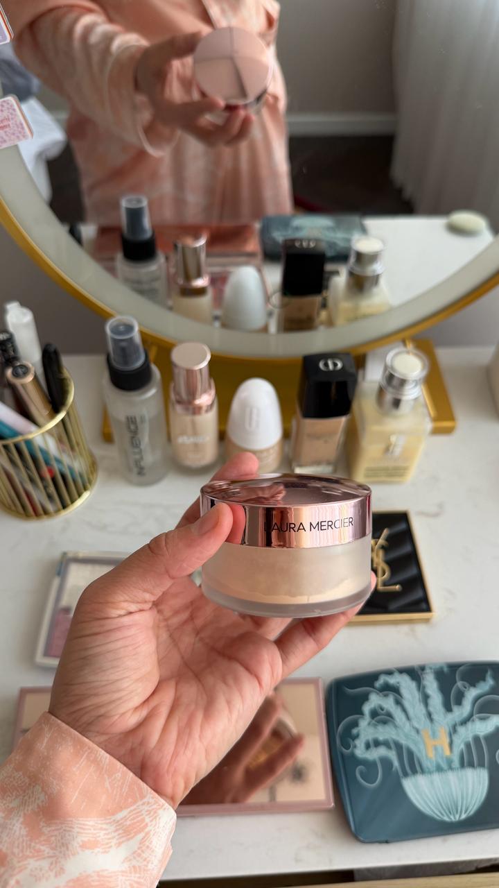 laura mercier