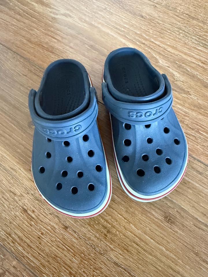 Crocs
