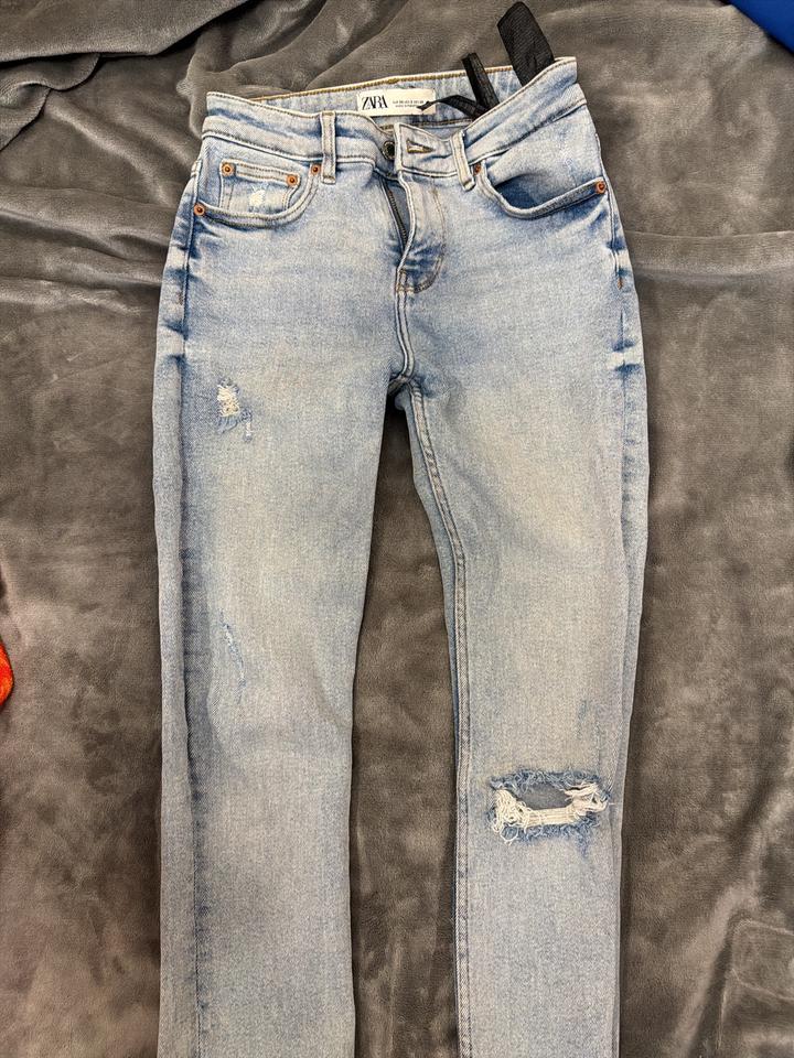 Джинсы ZARA