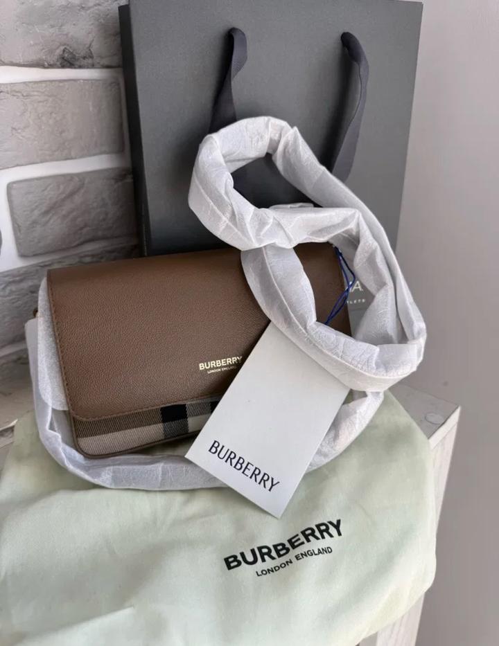 Сумка Burberry