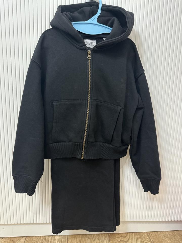 Спортивный костюм ZARA