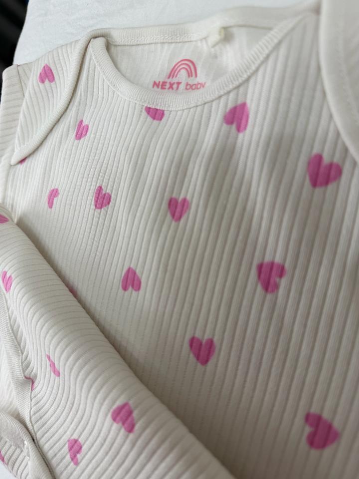 Боди Next baby с принтом сердечки