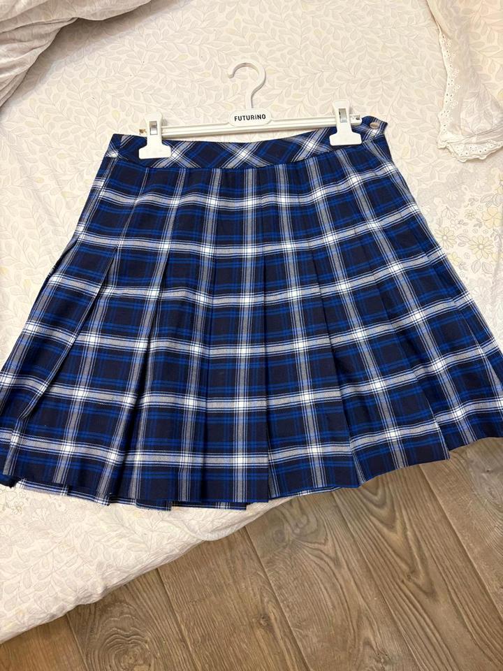 H&M