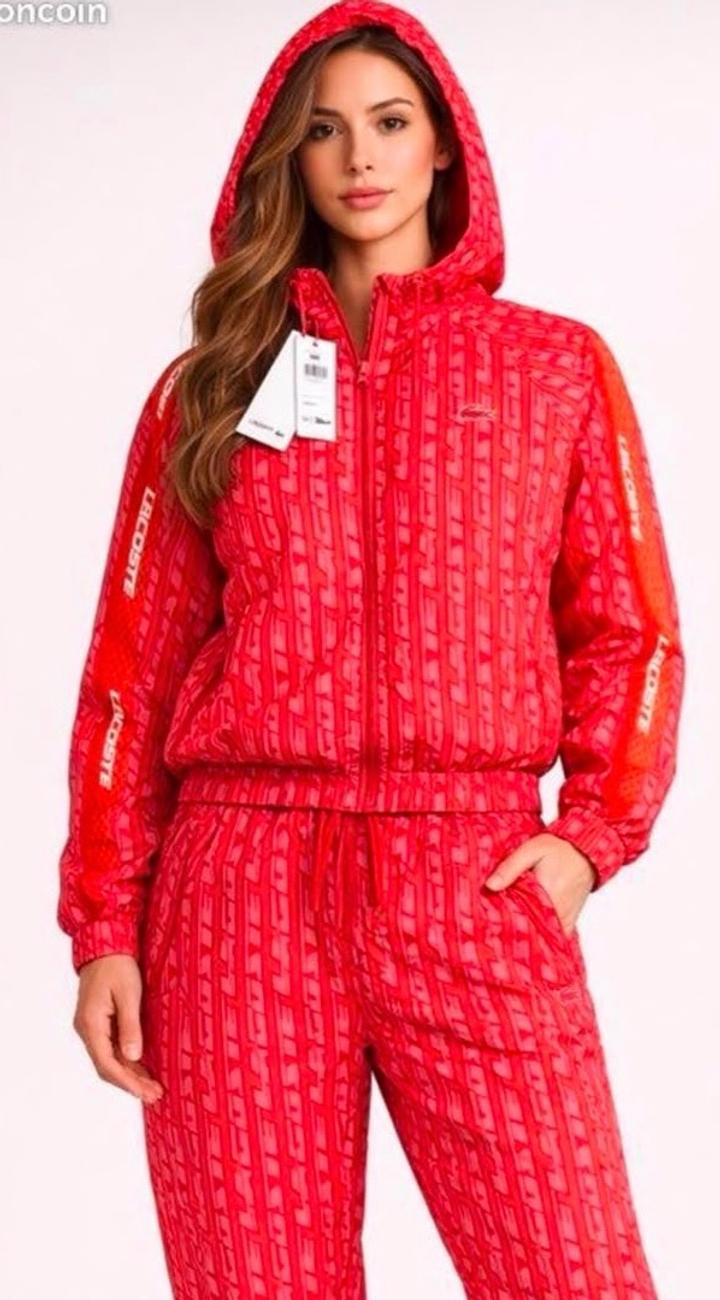 Спортивный костюм Lacoste