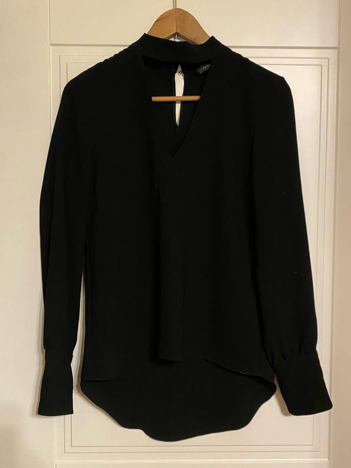 Черная блузка ZARA