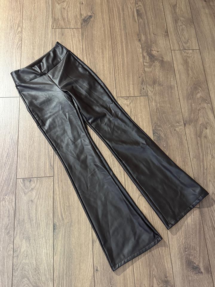 Брюки Calzedonia