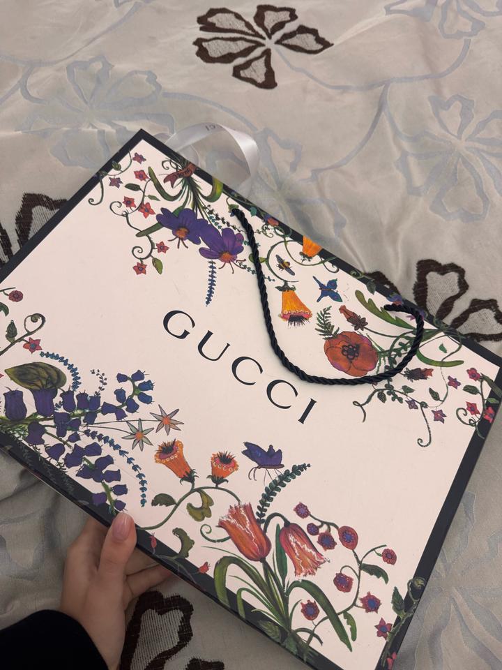 Gucci