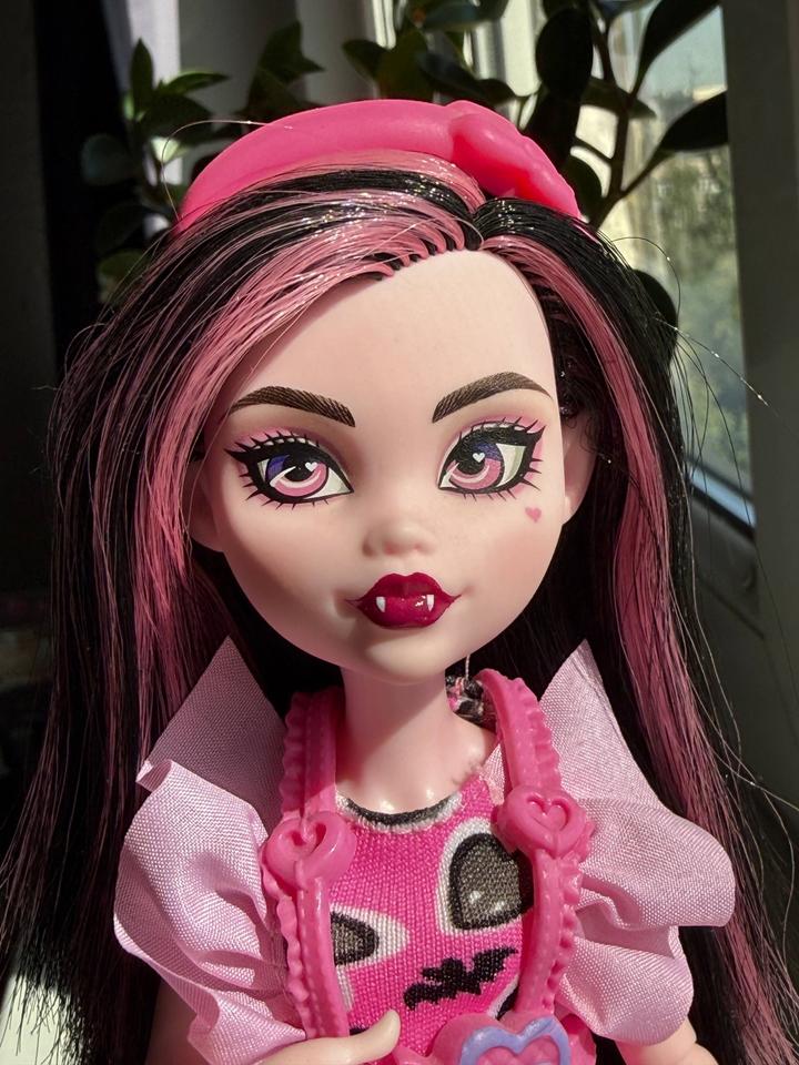 Кукла Дракулаура Monster High
