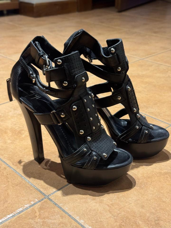 Guiseppe Zanotti