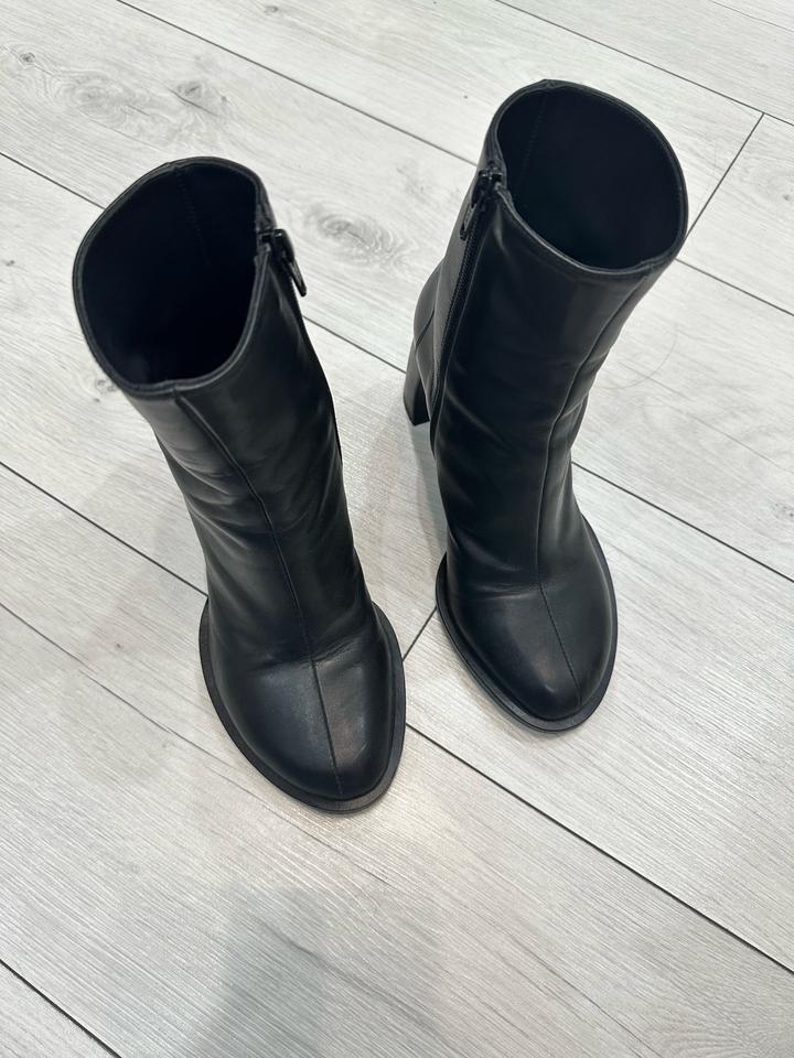 Ann Demeulemeester