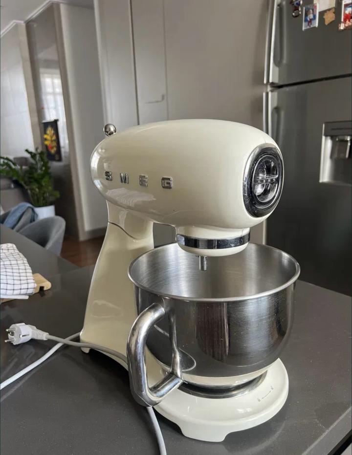 Smeg