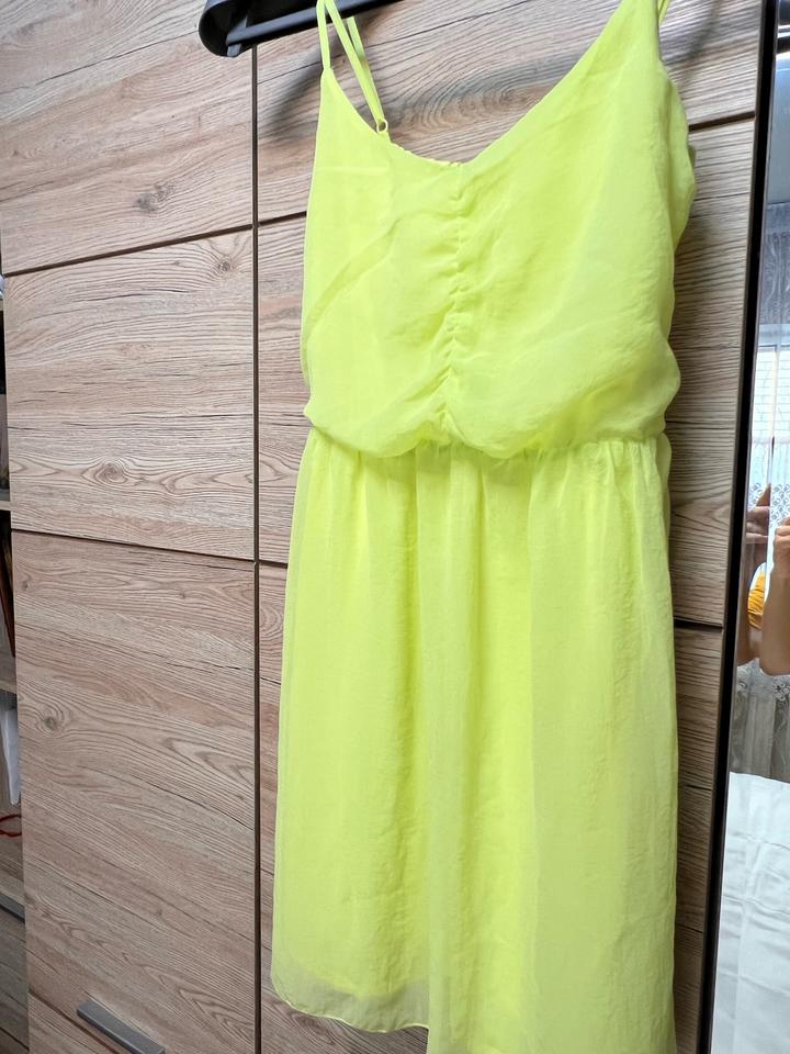 Платье bershka